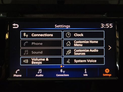 Used 2018 Nissan Rogue SV image 25