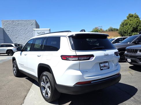 New 2026 Jeep Grand Cherokee L Limited AWD/4WD image 3