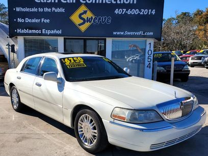 Used 2006 Lincoln Town Car Signature Limited