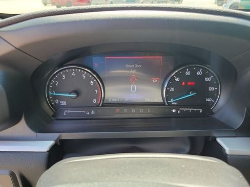 Certified 2024 Ford Explorer XLT AWD/4WD image 9