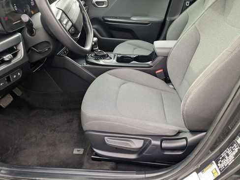 Used 2025 Kia K4 LXS image 11