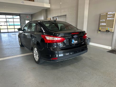 Used 2014 Ford Focus SE image 7