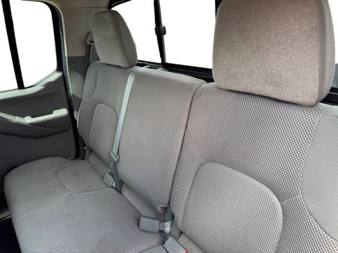 Used 2016 Nissan Frontier SV w/ SV Value Truck Package image 16