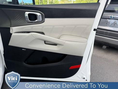 Used 2023 Kia Sorento SX Prestige image 29
