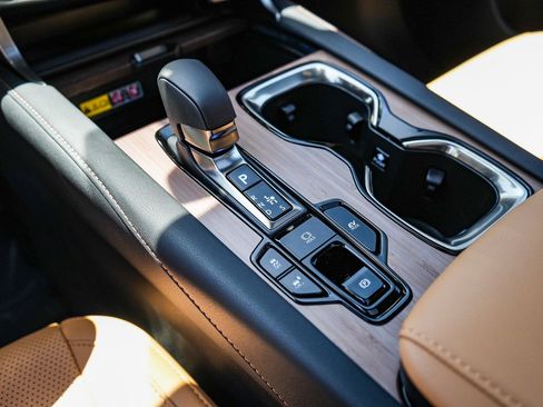 New 2026 Lexus RX 350 AWD/4WD image 19