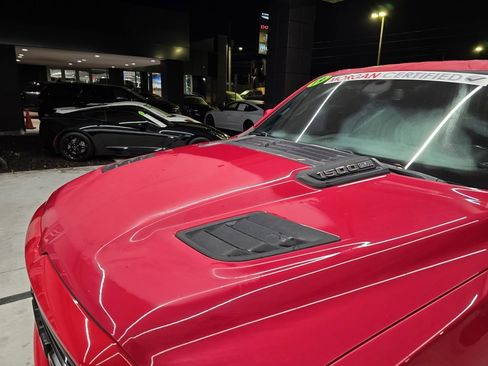 Used 2019 RAM 1500 Laramie w/ Sport Appearance Package image 10