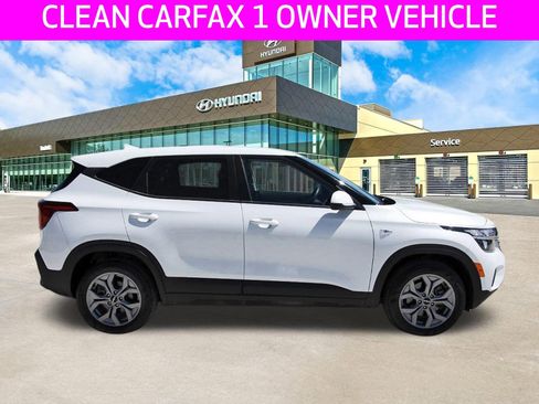 Used 2024 Kia Seltos LX AWD/4WD image 4