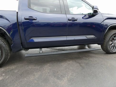 Used 2022 Toyota Tundra Platinum w/ Advanced Package image 5