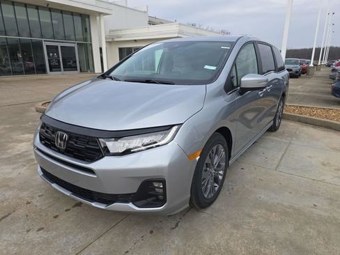 New 2026 Honda Odyssey Touring image 1