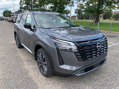 New 2026 Nissan Pathfinder Platinum