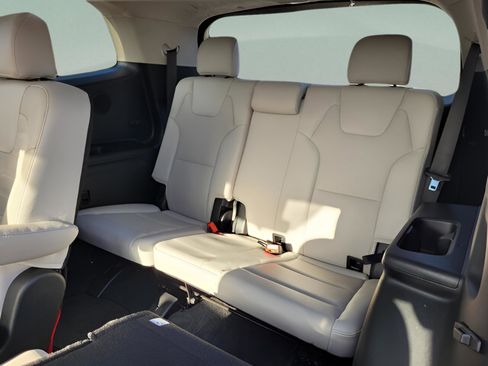 Used 2023 Kia Telluride SX Prestige image 15