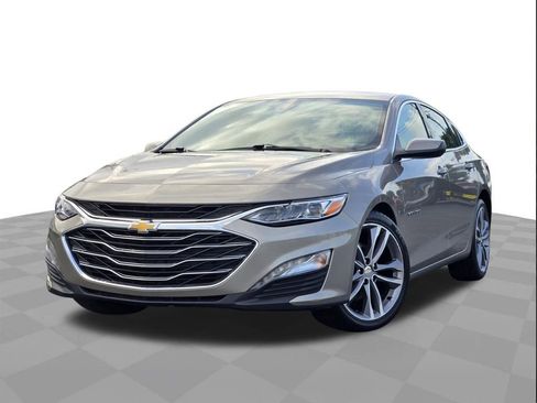 Used 2024 Chevrolet Malibu LT image 1