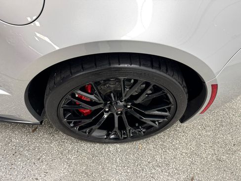 Used 2017 Chevrolet Corvette Z06 w/ Z07 Performance Package image 30