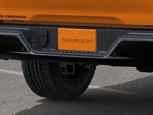 New 2026 Chevrolet Colorado Z71 w/ Midnight Edition AWD/4WD image 14
