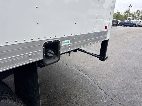 New 2027 Ford E-450 and Econoline 450 Super Duty w/ Power Equipment Group RWD image 10