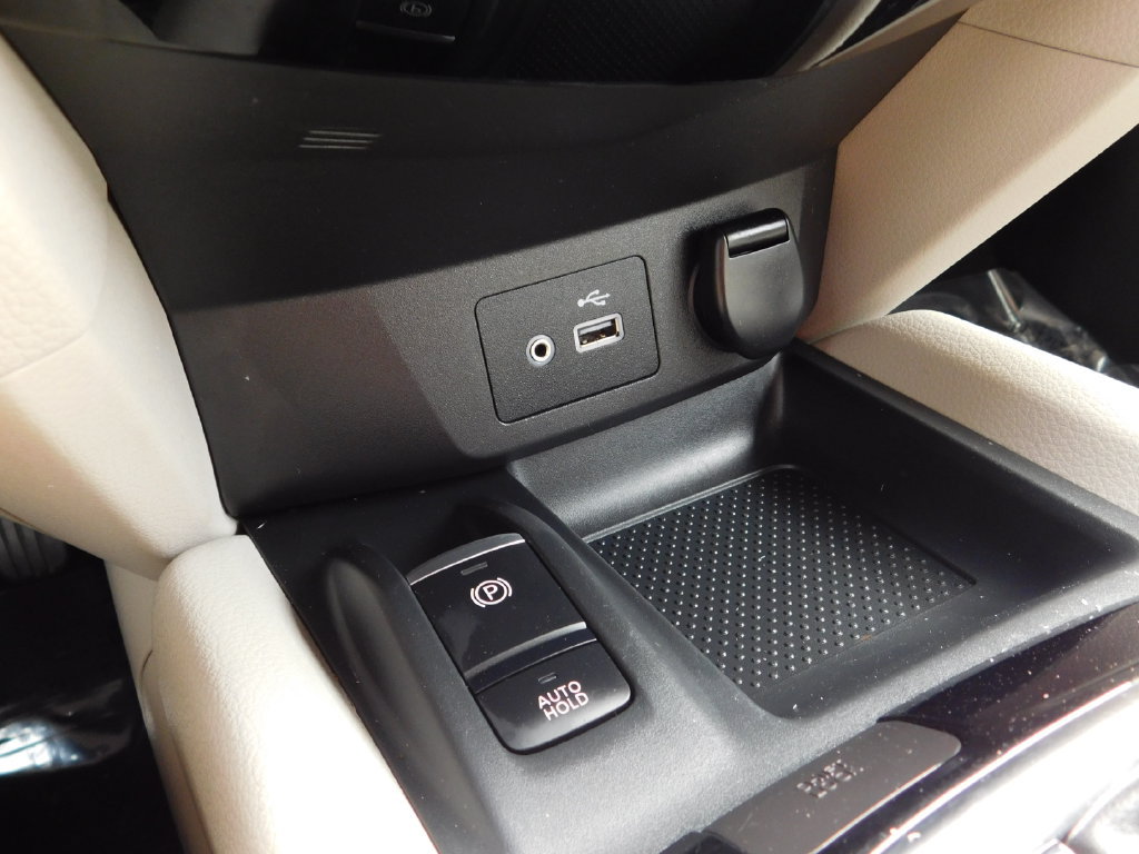 Used 2021 Nissan Rogue Sport SL FWD image 26