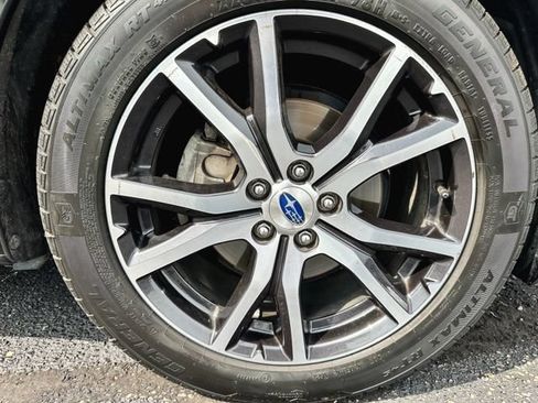 Used 2019 Subaru Impreza 2.0i Limited w/ Popular Package #2 AWD/4WD image 9