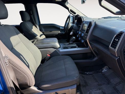 Used 2017 Ford F150 XLT w/ Equipment Group 302A Luxury image 15