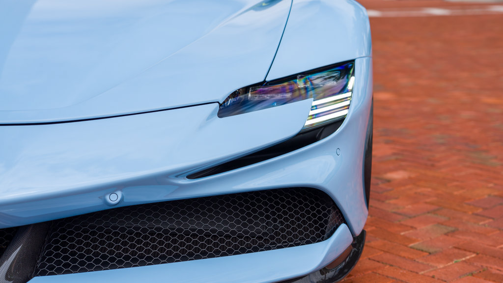 Used 2025 Ferrari SF90 Spider AWD/4WD image 40