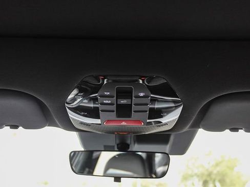 New 2025 Kia K4 GT-Line w/ GT-Line Sunroof Package image 18