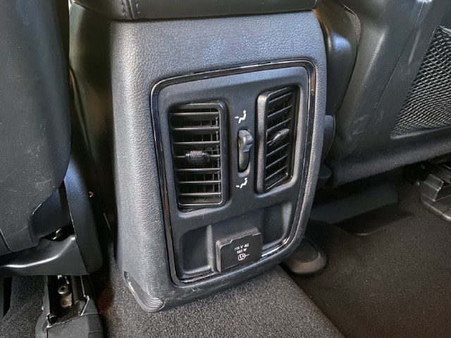 Used 2021 Jeep Grand Cherokee Laredo X AWD/4WD image 11