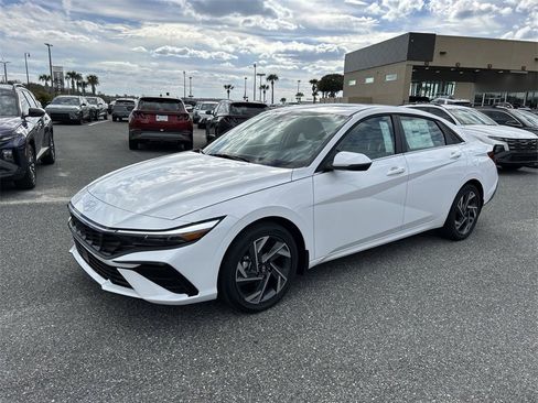 New 2026 Hyundai Elantra Limited image 13