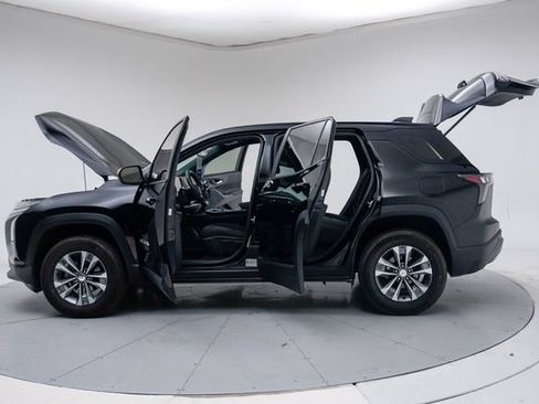 Used 2026 Chevrolet Equinox LT AWD/4WD image 17