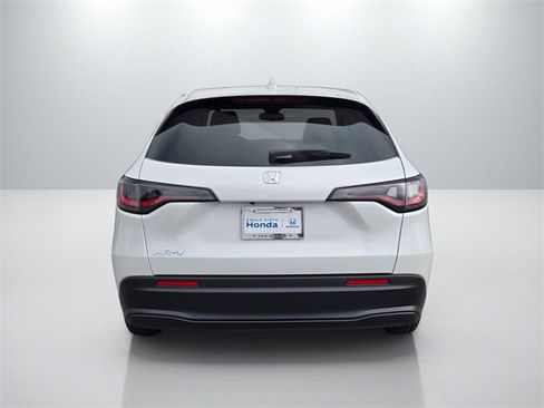 New 2026 Honda HR-V LX image 5