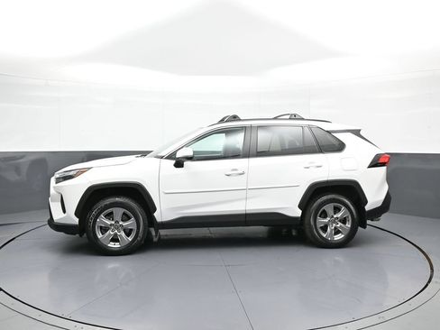 Certified 2023 Toyota RAV4 XLE w/ XLE Grade Weather Package AWD/4WD image 9
