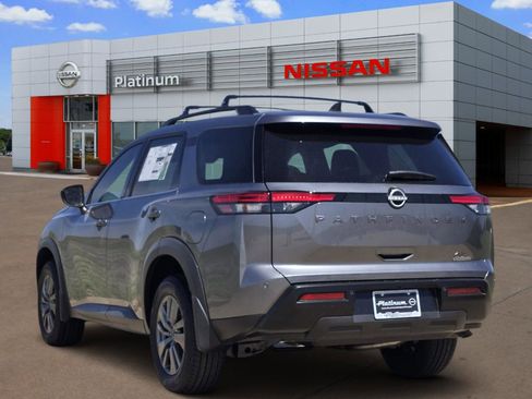 New 2026 Nissan Pathfinder SV image 5