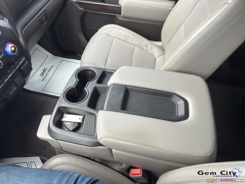 Used 2019 GMC Sierra 1500 SLT w/ Driver Alert Package I image 22