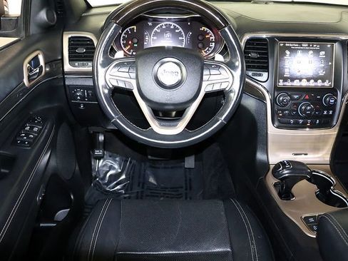 Used 2014 Jeep Grand Cherokee Overland w/ Advanced Technology Group AWD/4WD image 3