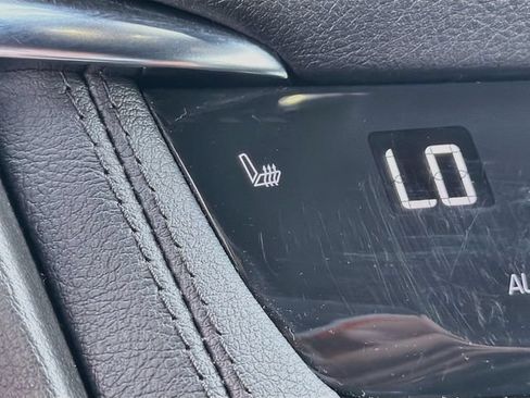 Used 2023 Cadillac XT5 Premium Luxury w/ LPO, Floor Liner Package AWD/4WD image 21