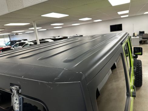 Used 2012 Jeep Wrangler Unlimited Sport image 15