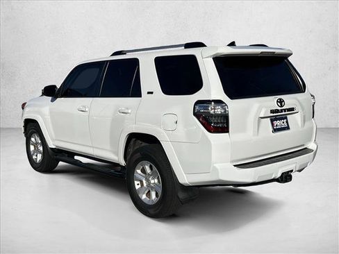 Used 2022 Toyota 4Runner SR5 Premium image 7