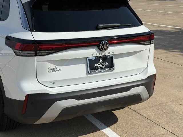 Used 2026 Volkswagen Tiguan SE FWD image 6