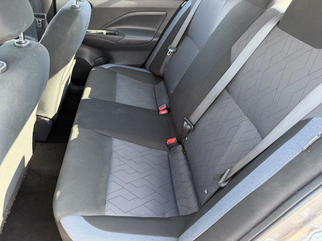 Used 2024 Nissan Versa SV FWD image 23