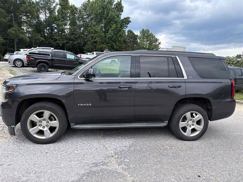 Used 2017 Chevrolet Tahoe LT RWD image 2
