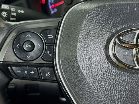 Used 2021 Toyota Corolla SE FWD image 11
