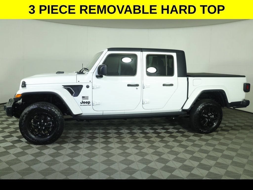 Used 2023 Jeep Gladiator Sport AWD/4WD image 5