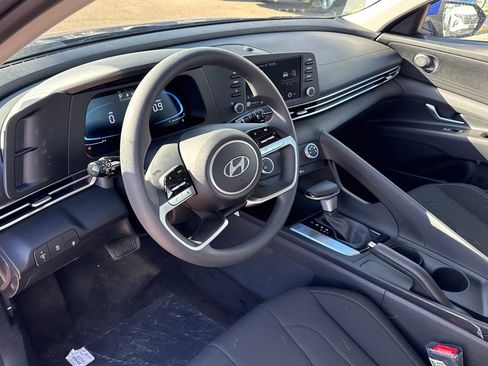 Certified 2026 Hyundai Elantra SE image 26