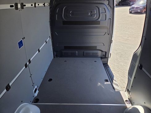 New 2025 Mercedes-Benz Sprinter 2500 image 18