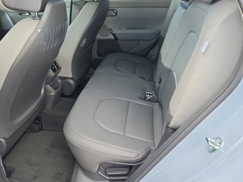 New 2027 Kia Seltos EX FWD image 16