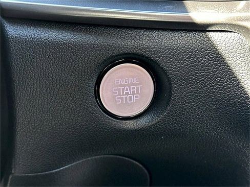 New 2026 Kia Sorento S w/ S Panoramic Sunroof Package image 17