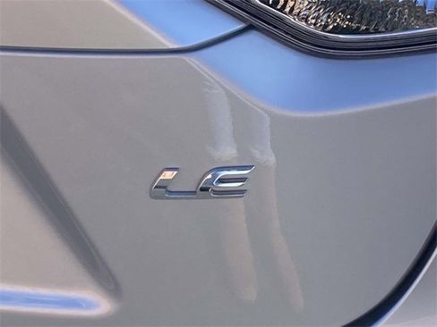 Used 2023 Toyota Corolla LE image 9