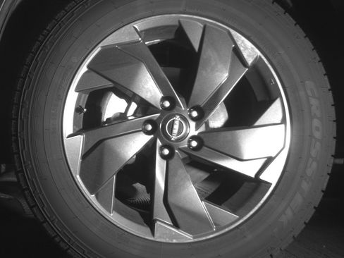 Used 2025 Nissan Rogue SV image 12