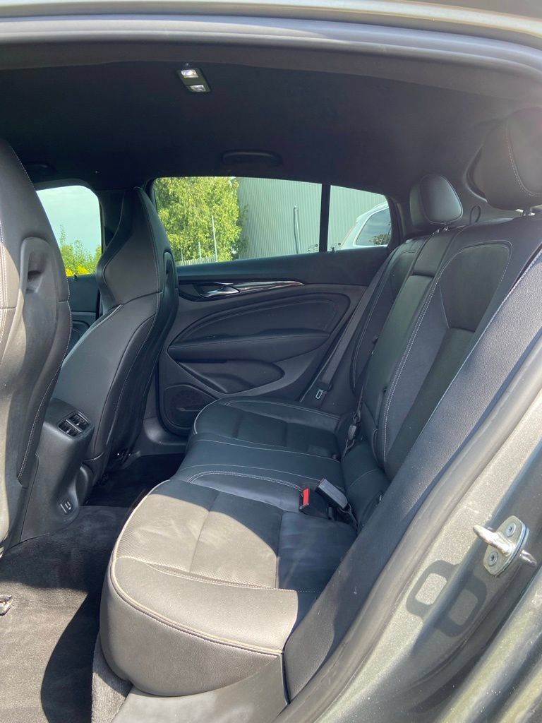 Used 2019 Buick Regal GS w/ Appearance Package AWD/4WD image 12