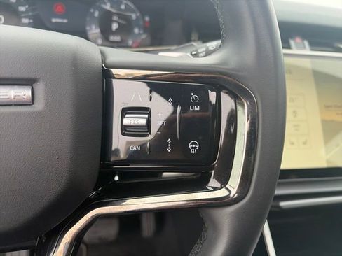 Used 2024 Land Rover Range Rover Evoque S image 53