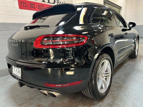 Used 2017 Porsche Macan S AWD/4WD image 3