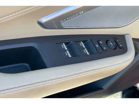 Certified 2021 Acura RDX AWD w/ Advance Package image 11